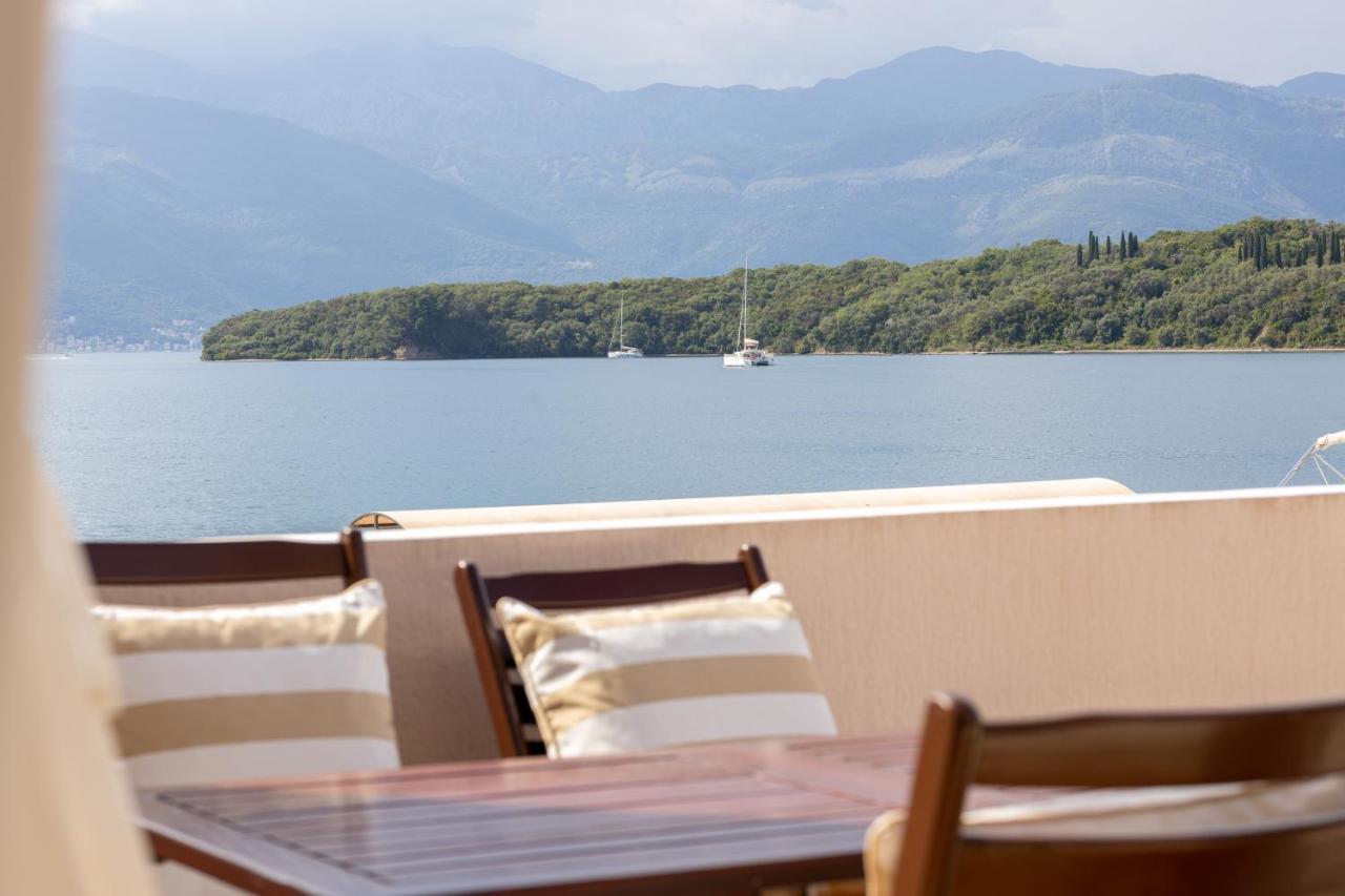 Apartments Adeona Tivat Eksteriør bilde