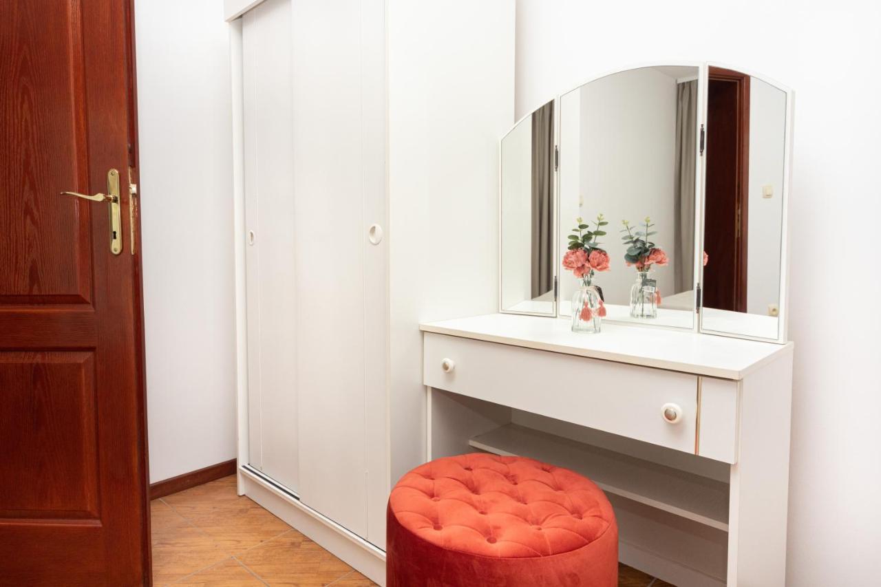 Apartments Adeona Tivat Eksteriør bilde
